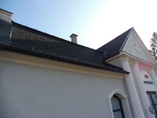 Oprava střechy smuteční síně - po rekonstrukci